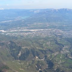 Flugwegposition um 13:44:57: Aufgenommen in der Nähe von 32037 Sospirolo, Belluno, Italien in 2401 Meter